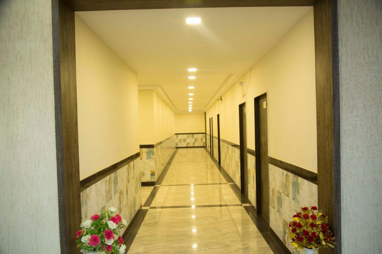 Hotel The Mewar Dabok エクステリア 写真