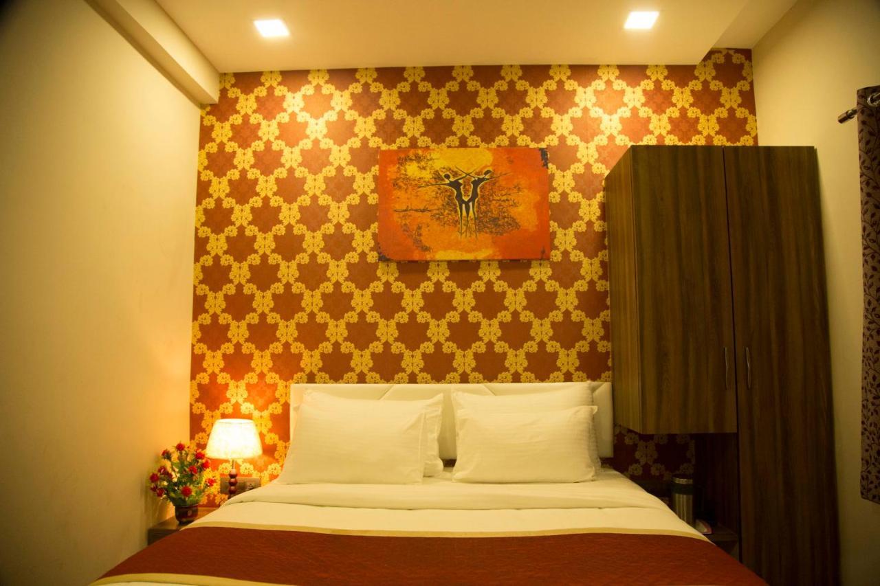 Hotel The Mewar Dabok エクステリア 写真