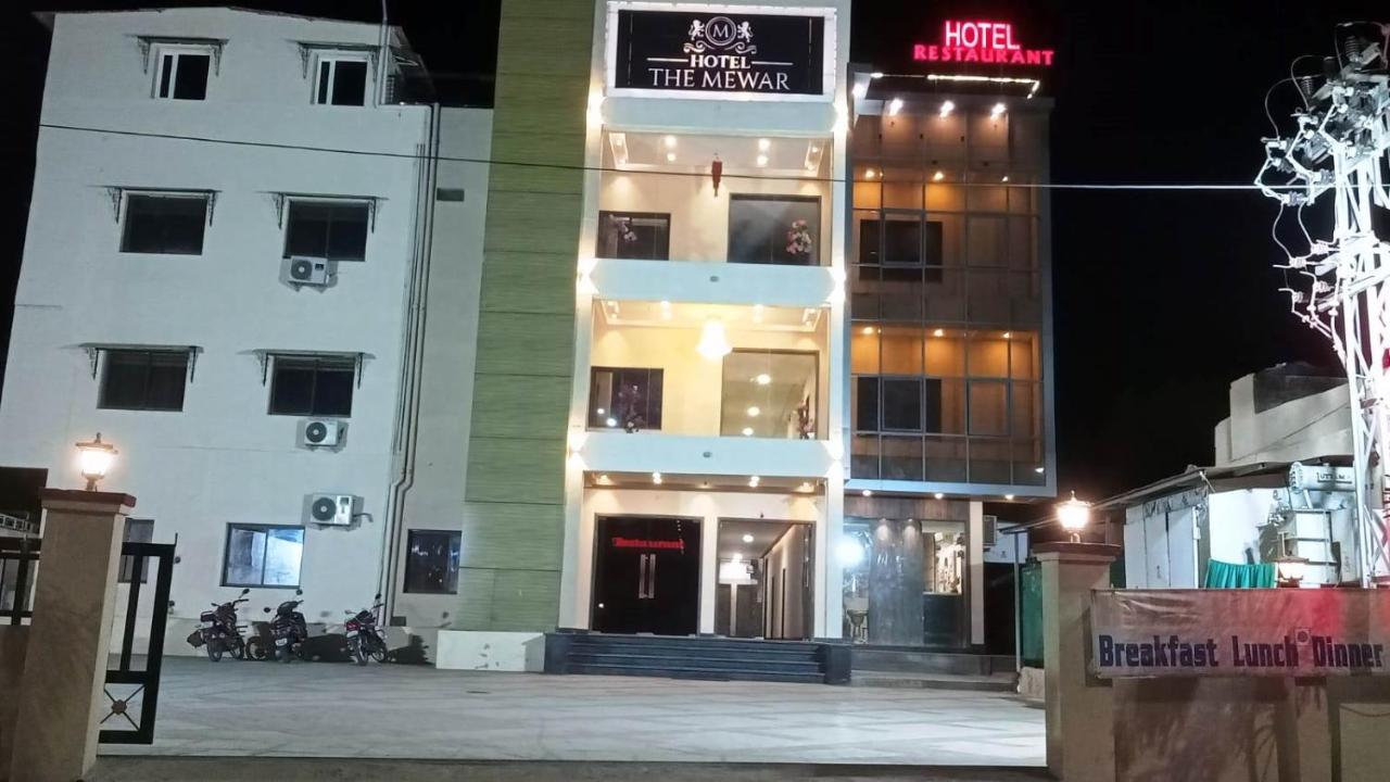 Hotel The Mewar Dabok エクステリア 写真