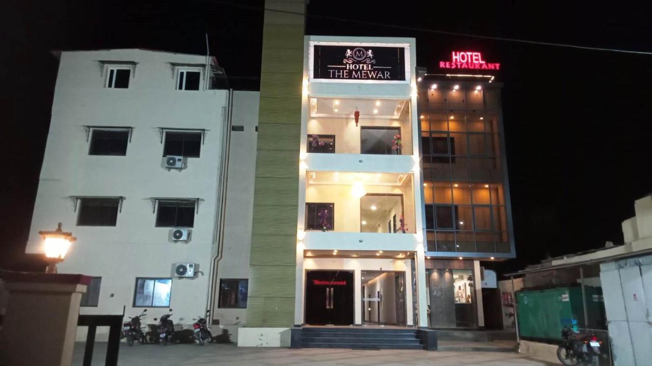 Hotel The Mewar Dabok エクステリア 写真